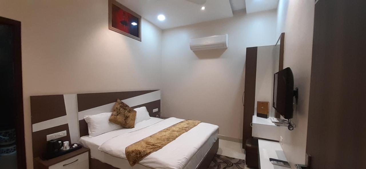 Amor Hotel Gangānagar Exterior photo